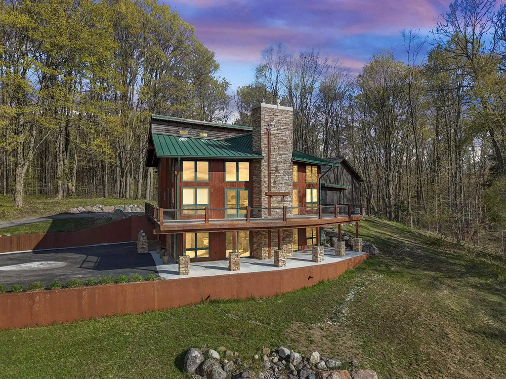8356 W 38 Road Slagle Township MI 49601