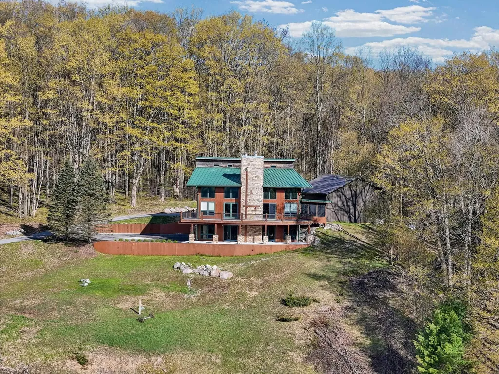 8356 W 38 Road Slagle Township MI 49601