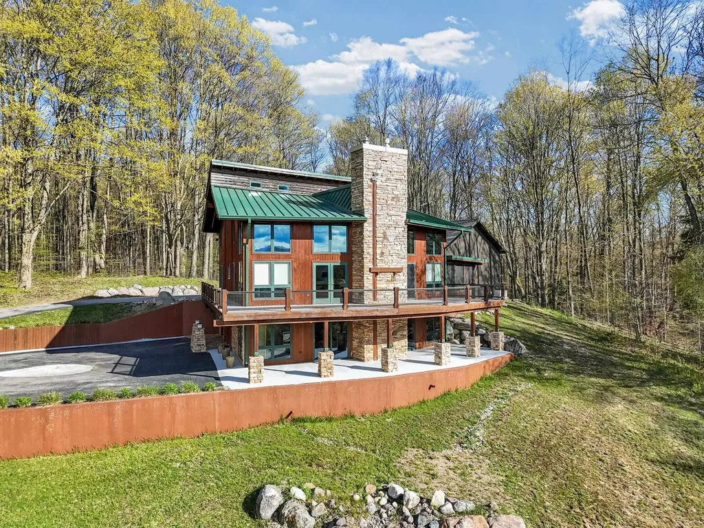 8356 W 38 Road Slagle Township MI 49601