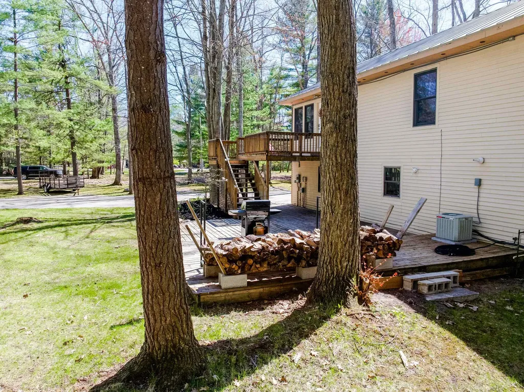 125 Dubonnet Trail Green Lake Township MI 49643