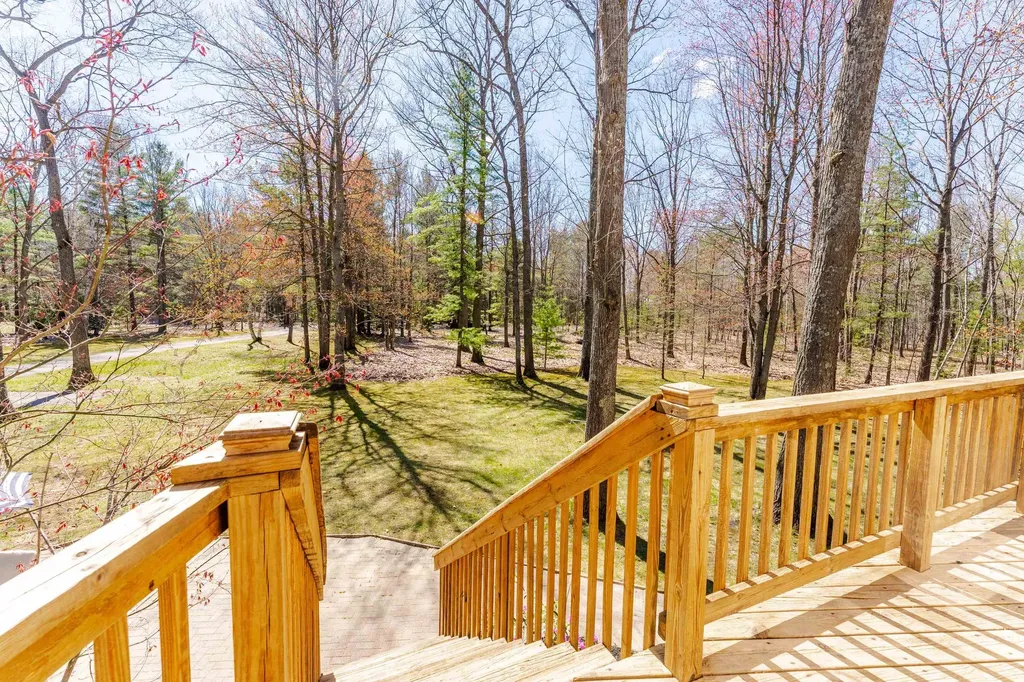 125 Dubonnet Trail Green Lake Township MI 49643