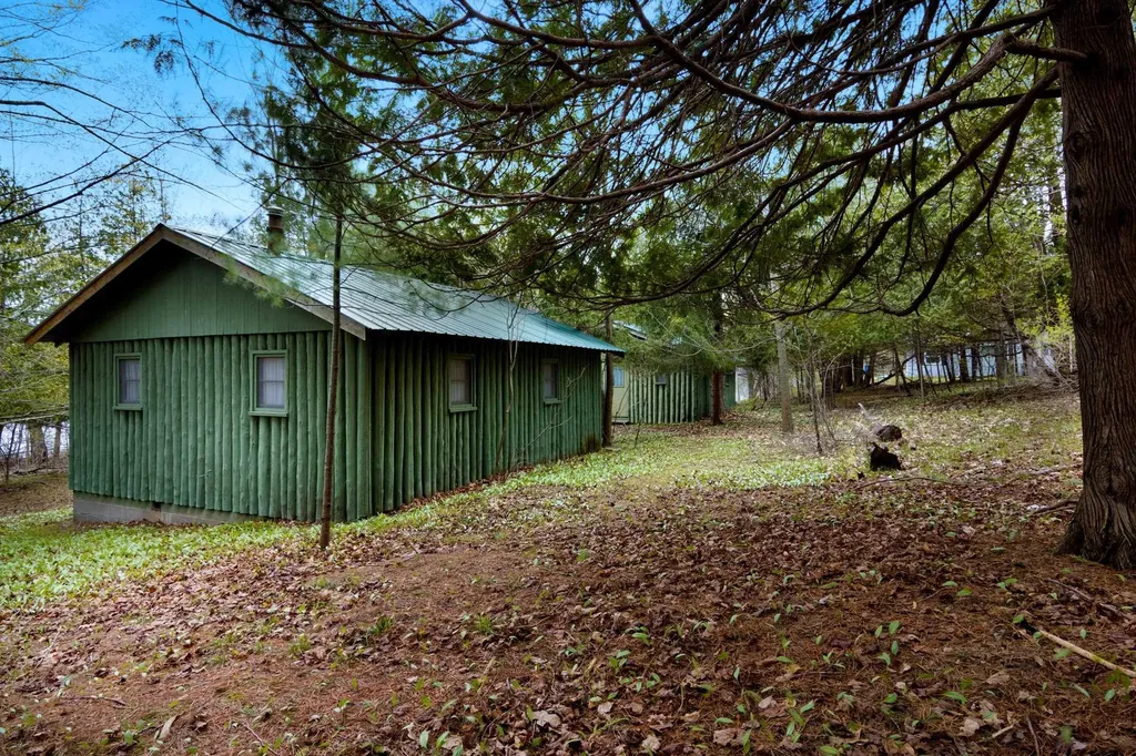 5322 Rushton Road Central Lake Township MI 49622