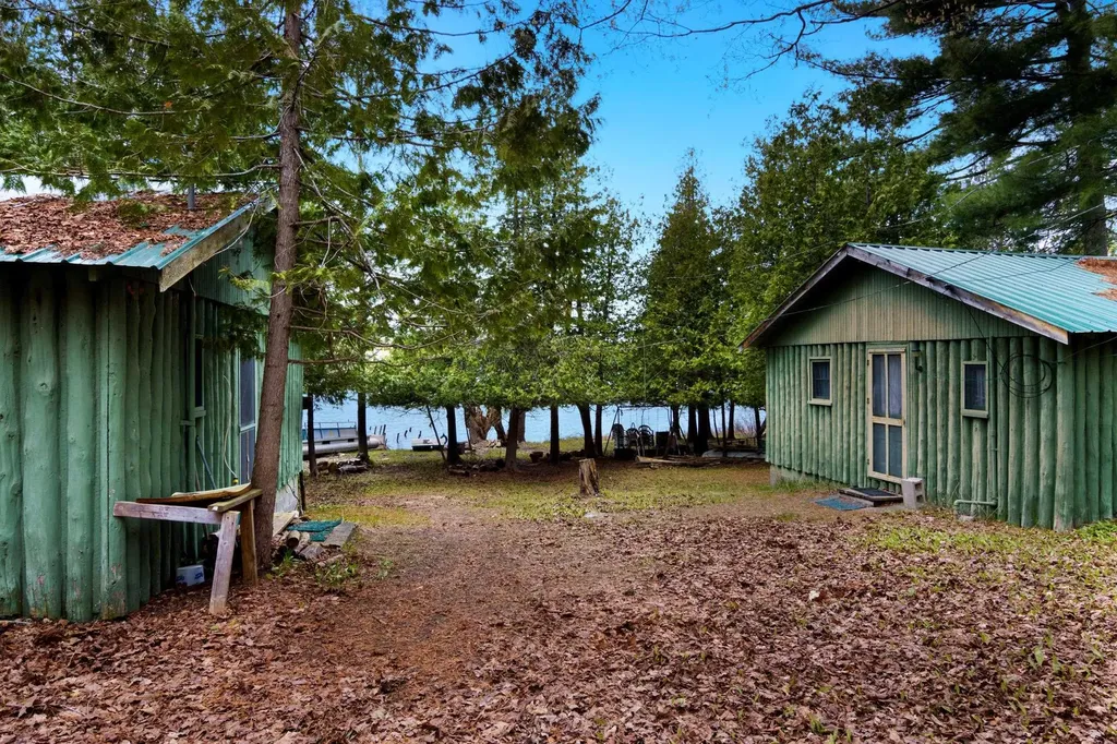 5322 Rushton Road Central Lake Township MI 49622