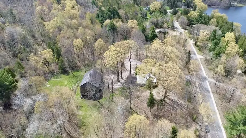 5322 Rushton Road Central Lake Township MI 49622