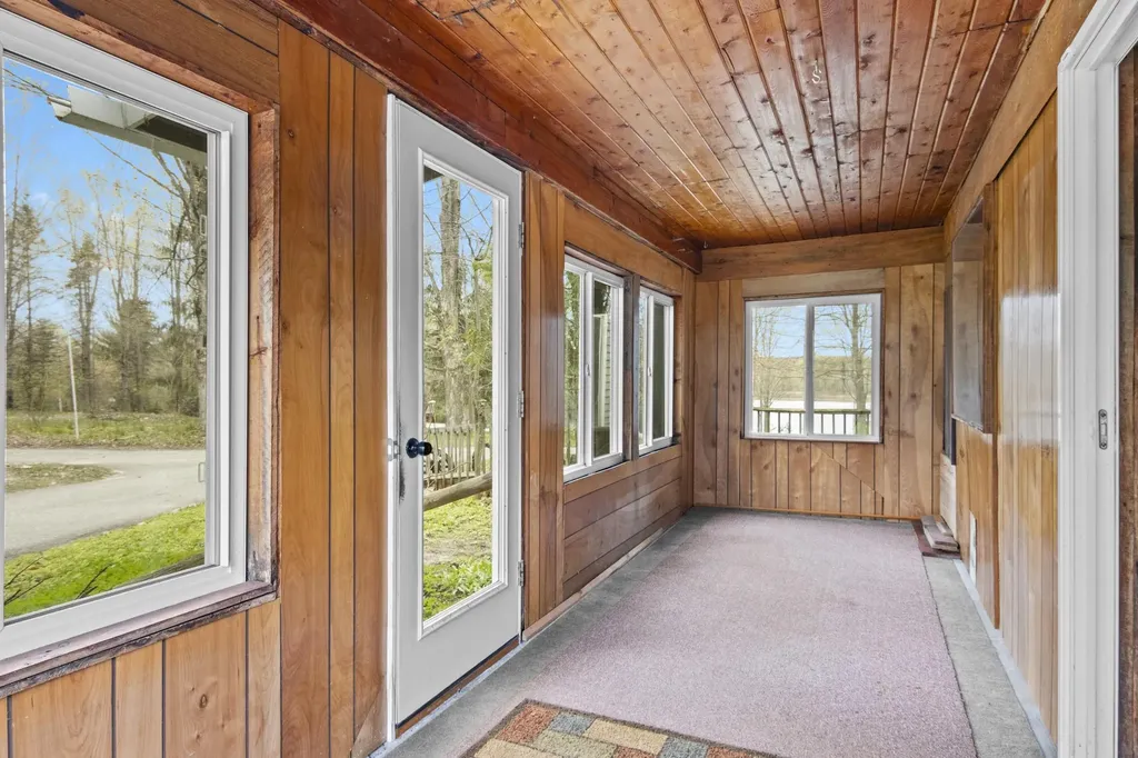 5322 Rushton Road Central Lake Township MI 49622
