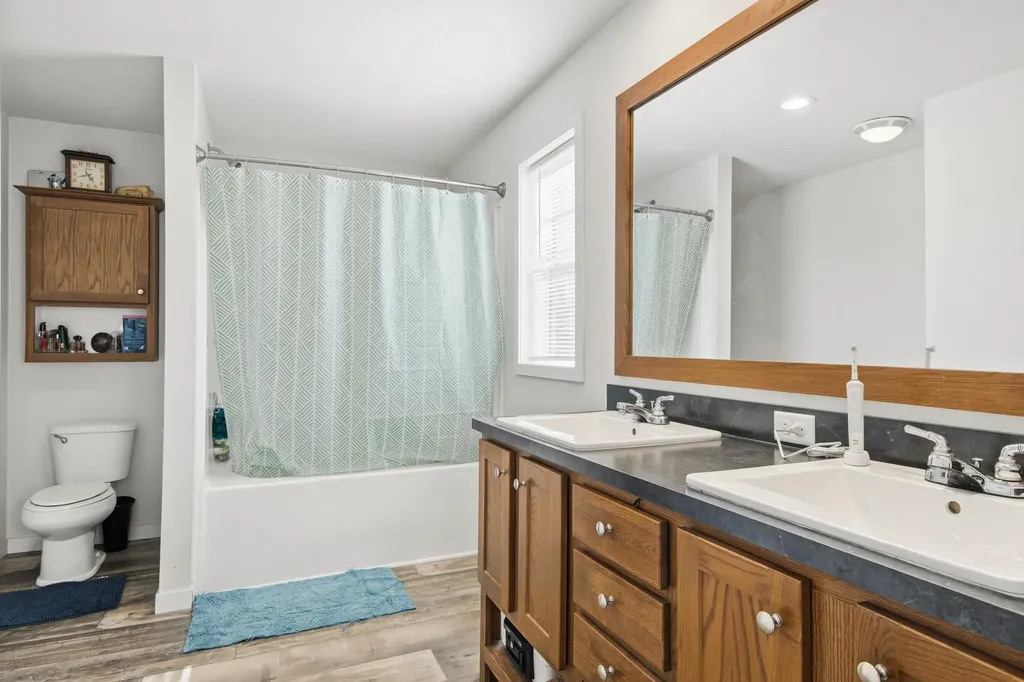 2111 Summerfield Lane Garfield Charter Township MI 49686