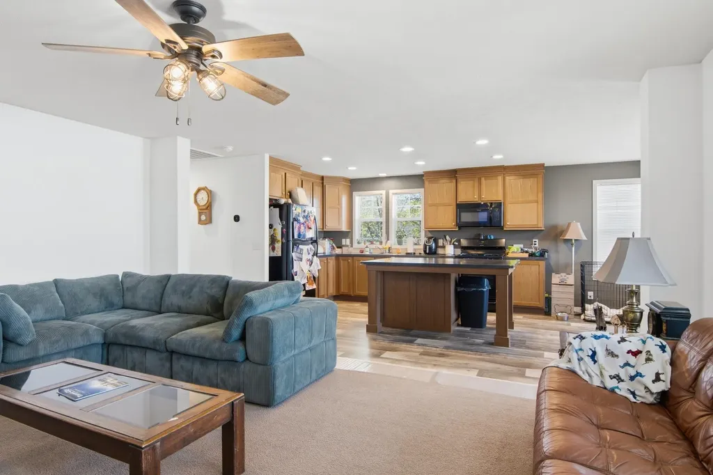 2111 Summerfield Lane Garfield Charter Township MI 49686