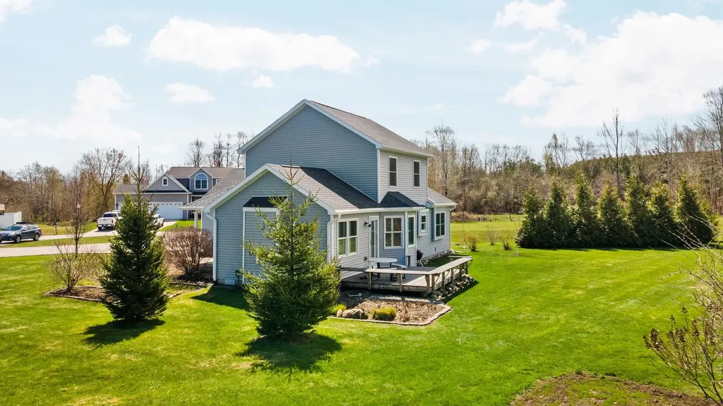 7031 Applewood Drive Charlevoix Township MI 49720