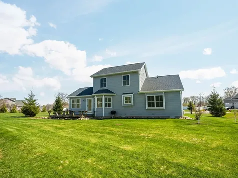 7031 Applewood Drive Charlevoix Township MI 49720