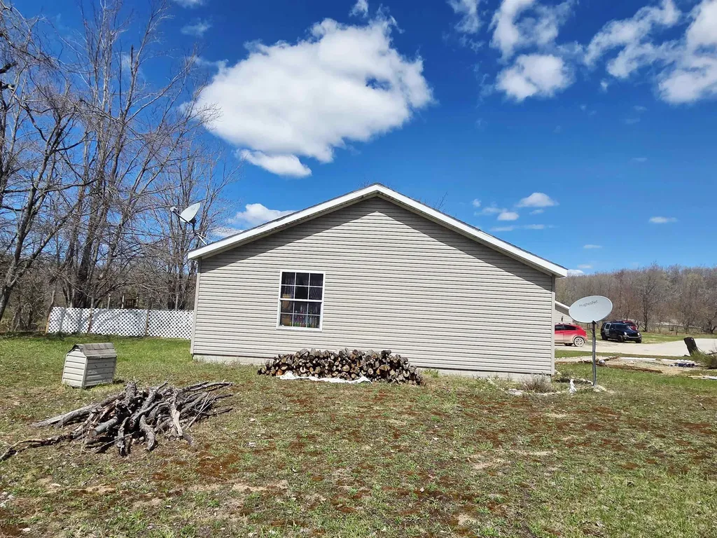 5144 Aaron Road Maple Forest Township MI 49733