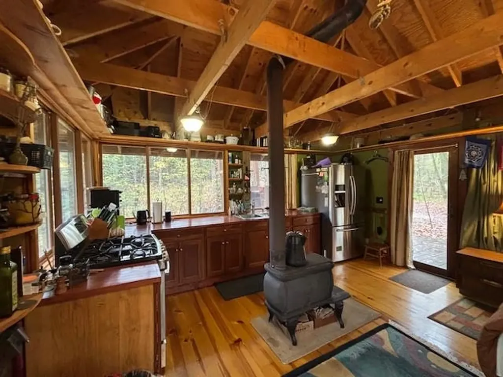 5565 Somich Trail Chestonia Township MI 49659