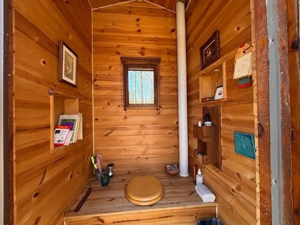 5565 Somich Trail Chestonia Township MI 49659