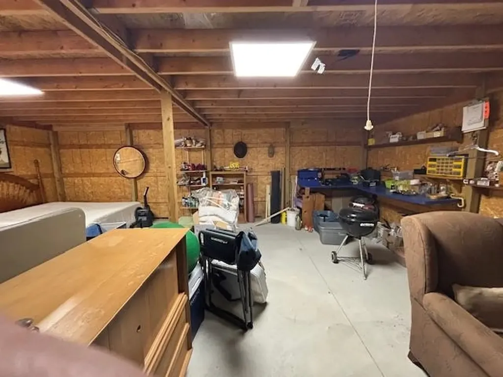 5565 Somich Trail Chestonia Township MI 49659