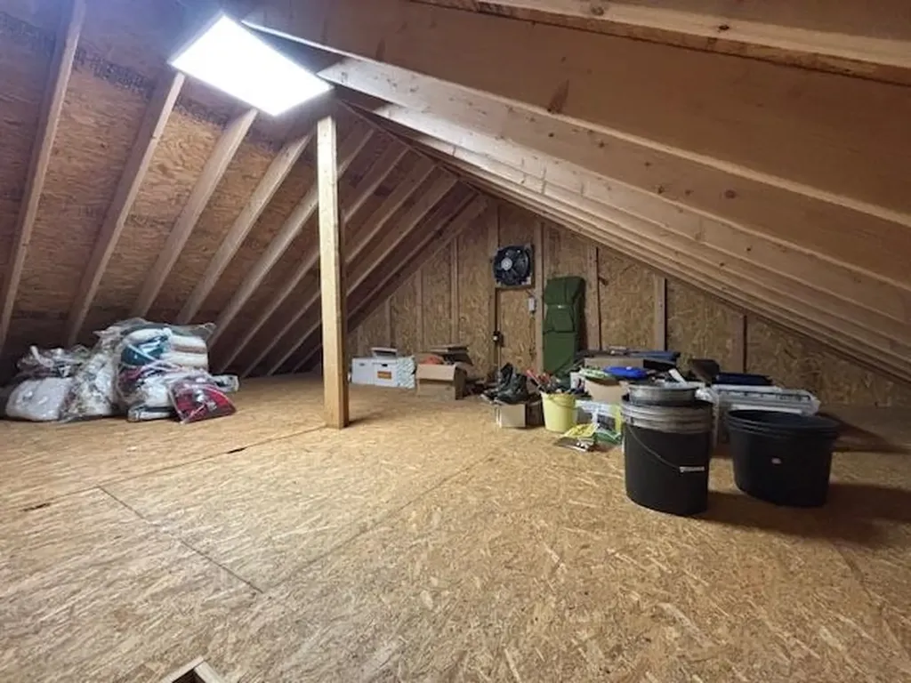 5565 Somich Trail Chestonia Township MI 49659
