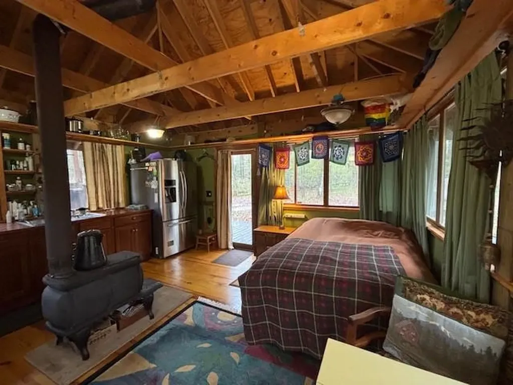 5565 Somich Trail Chestonia Township MI 49659