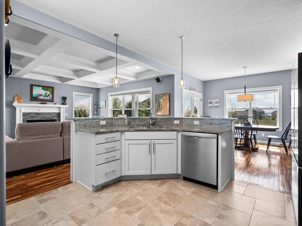 3833 Smokey Cove Drive Peninsula Township MI 49686