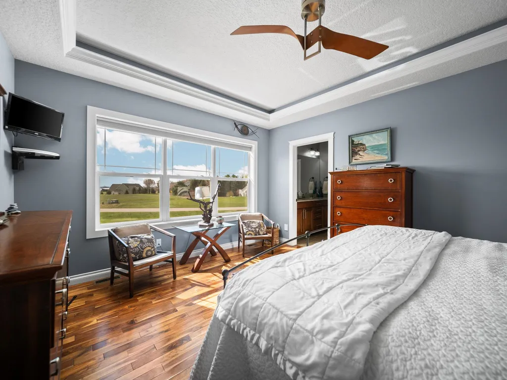 3833 Smokey Cove Drive Peninsula Township MI 49686