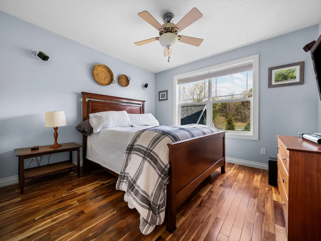 3833 Smokey Cove Drive Peninsula Township MI 49686