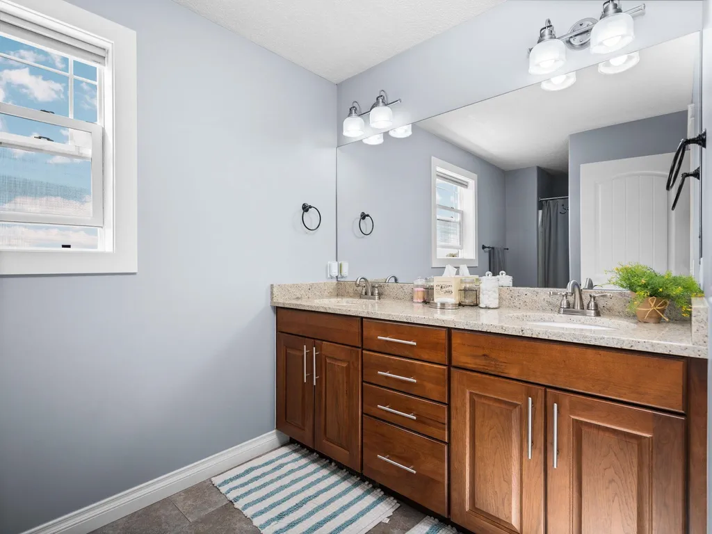 3833 Smokey Cove Drive Peninsula Township MI 49686