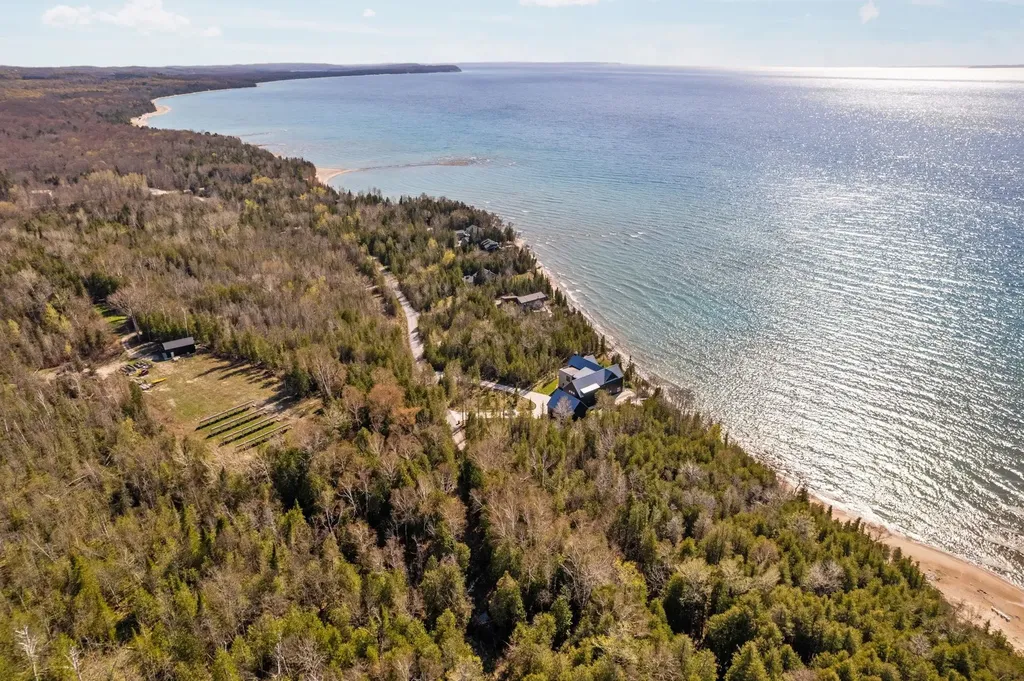 00 N Onominese Trail Leelanau Township MI 49870