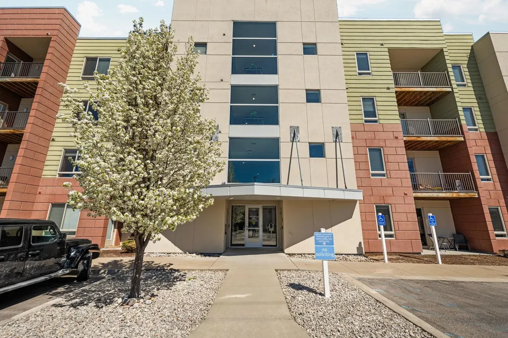 630-306 S Garfield Avenue Traverse City City MI 49686