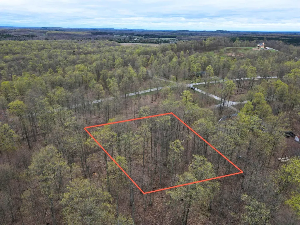 0015 S Mistys Trail Empire Township MI 49630
