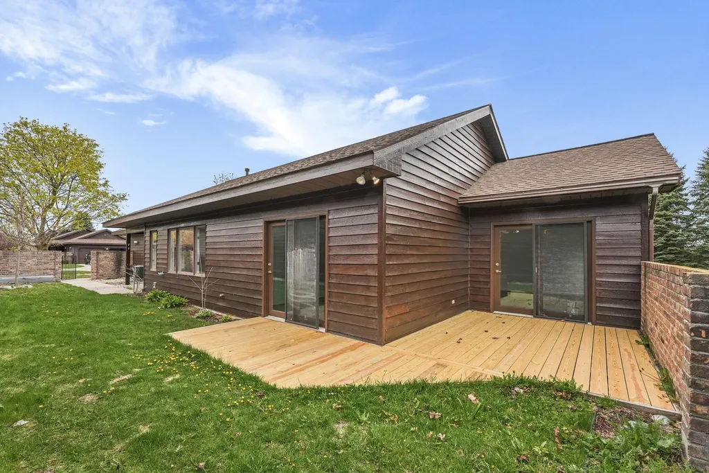 2130 E Hammond Place Garfield Charter Township MI 49686