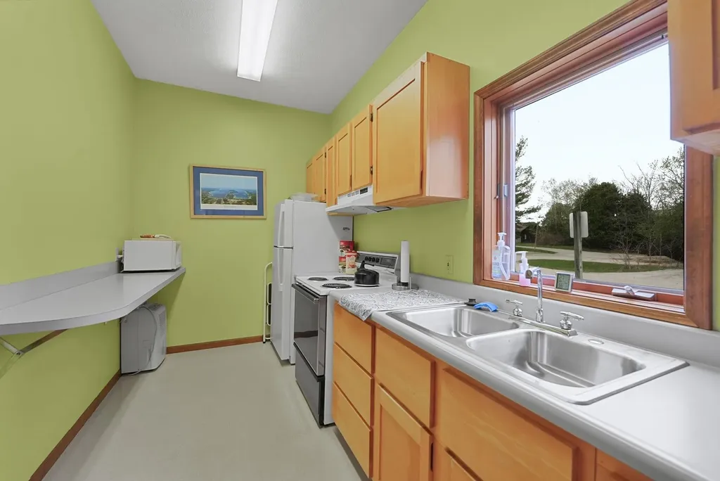 2130 E Hammond Place Garfield Charter Township MI 49686