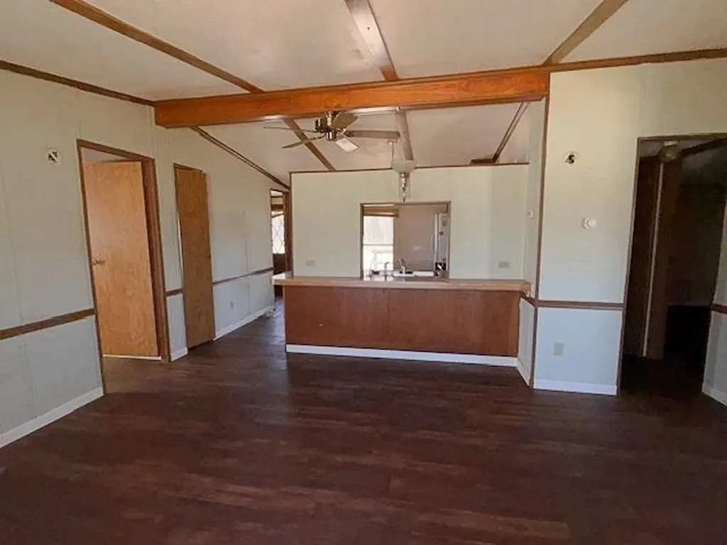 559 Gitchegumee Drive Hanover Township MI 49620