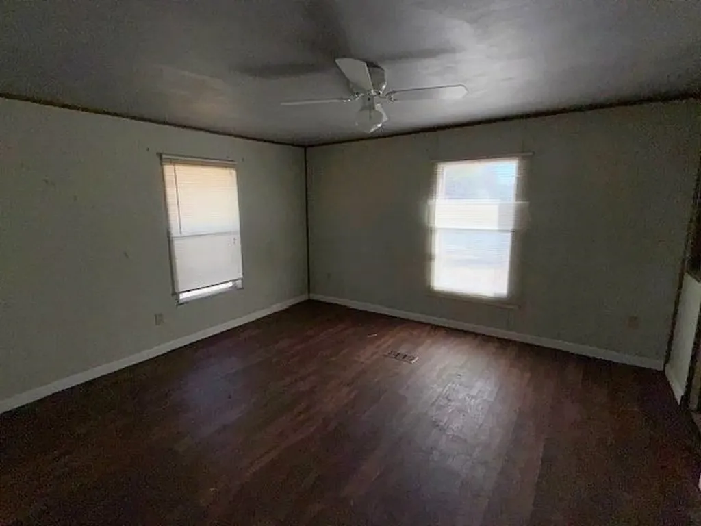 559 Gitchegumee Drive Hanover Township MI 49620
