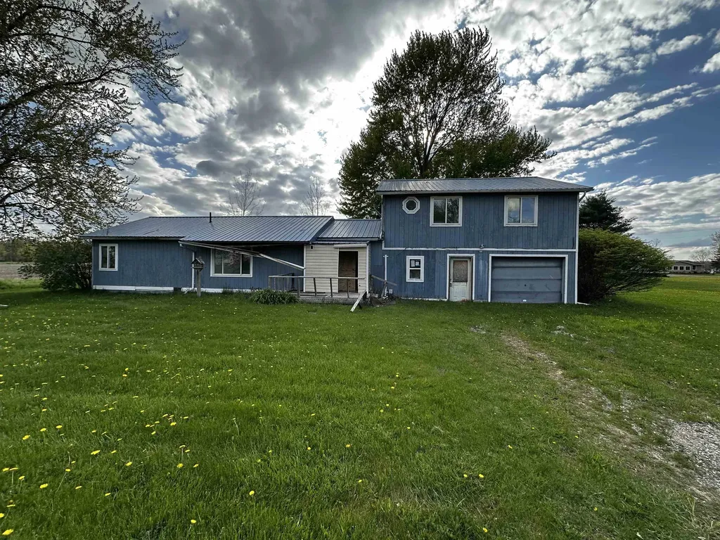 8753 N Chippewa Road Wise Township MI 48618