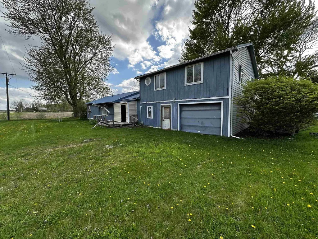 8753 N Chippewa Road Wise Township MI 48618