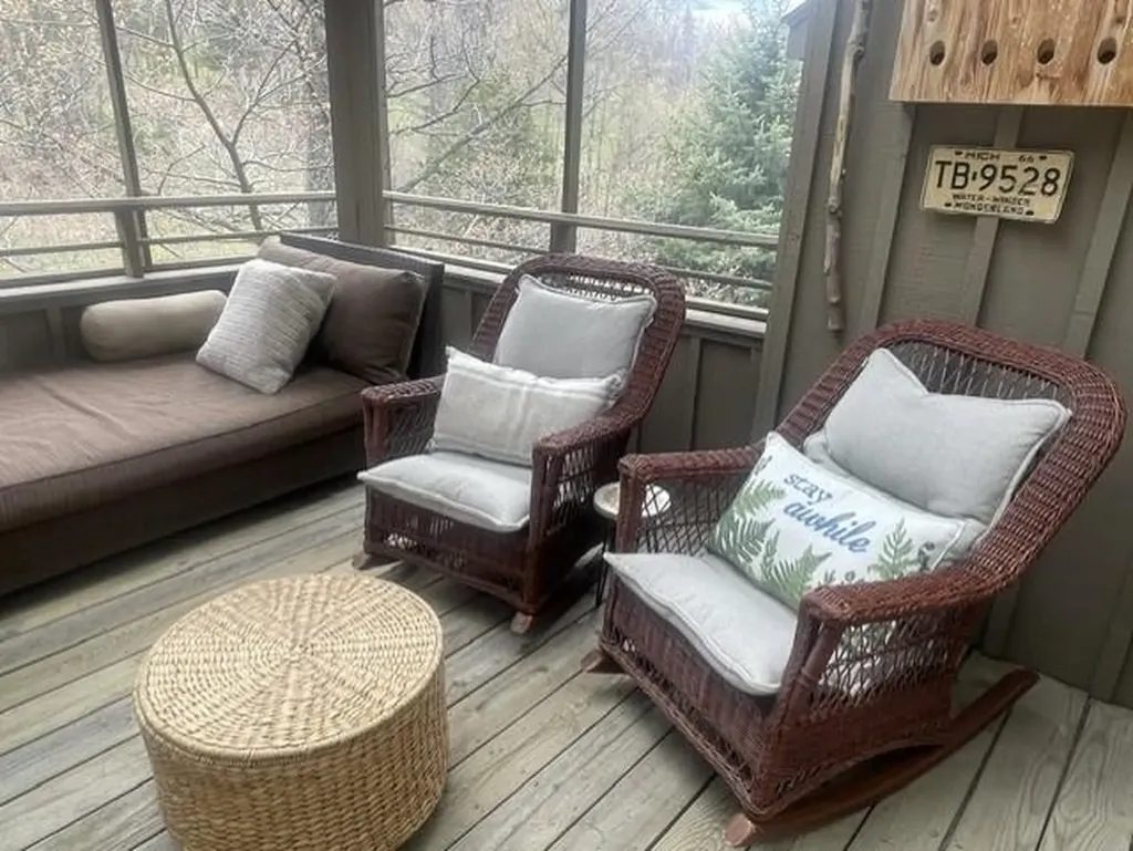 13 Hawks Nest Glen Arbor Township MI 49636