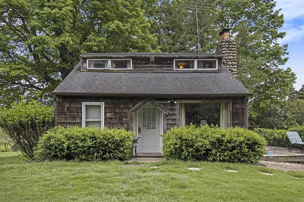 7989 Butler Road Maple Grove Township MI 49073