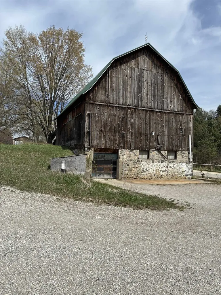 12850 Miller Road Milton Township MI 49676