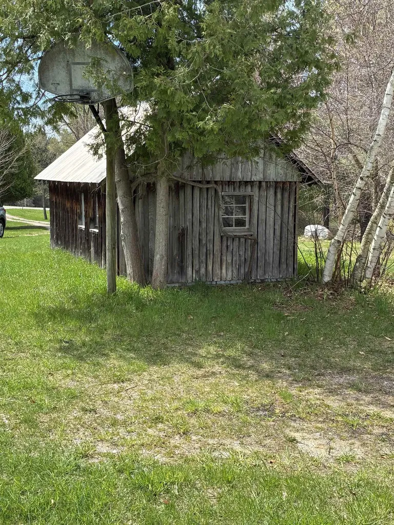 12850 Miller Road Milton Township MI 49676