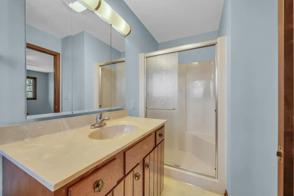 8670 W Jennings Road Lake Township MI 49651