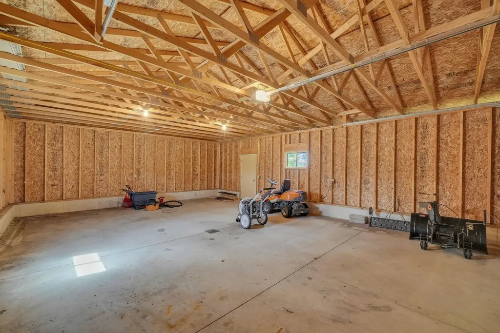 8670 W Jennings Road Lake Township MI 49651