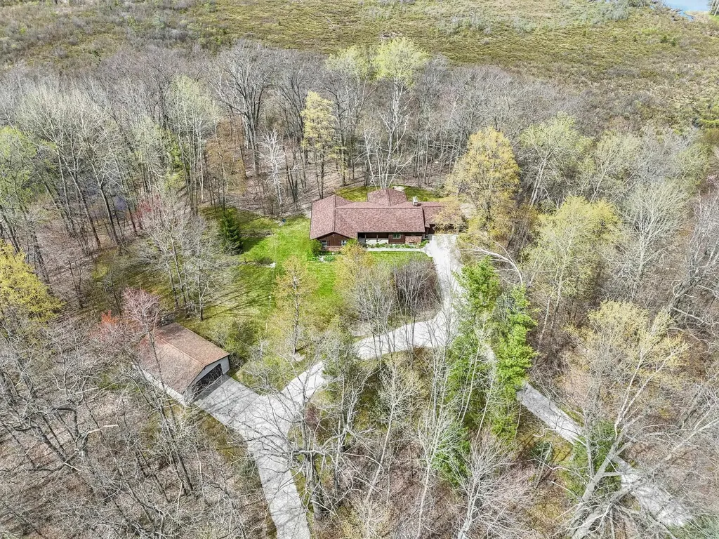 8670 W Jennings Road Lake Township MI 49651
