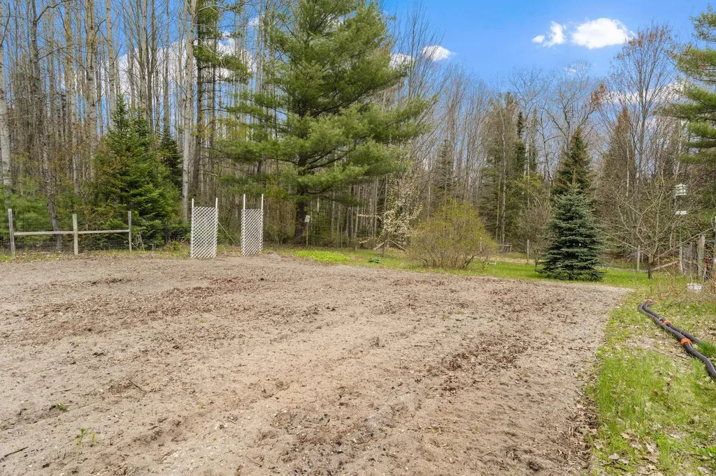 11523 M-66 Garfield Township MI 49633