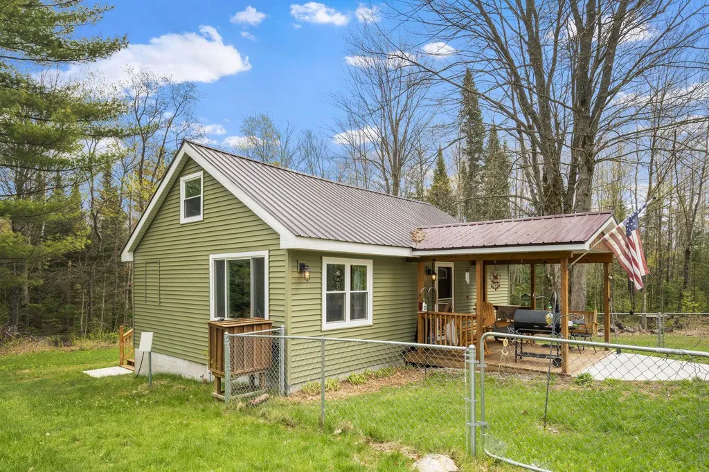 11523 M-66 Garfield Township MI 49633