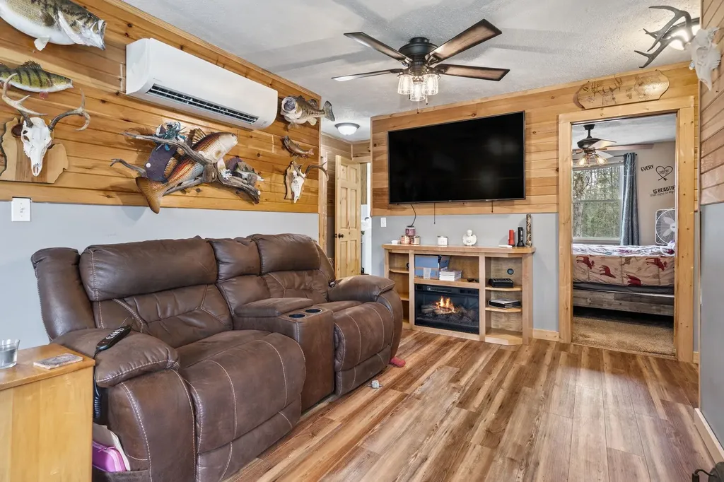 11523 M-66 Garfield Township MI 49633