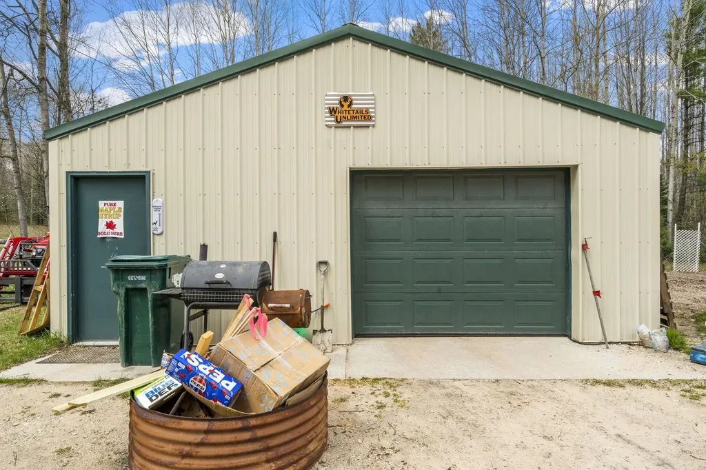 11523 M-66 Garfield Township MI 49633