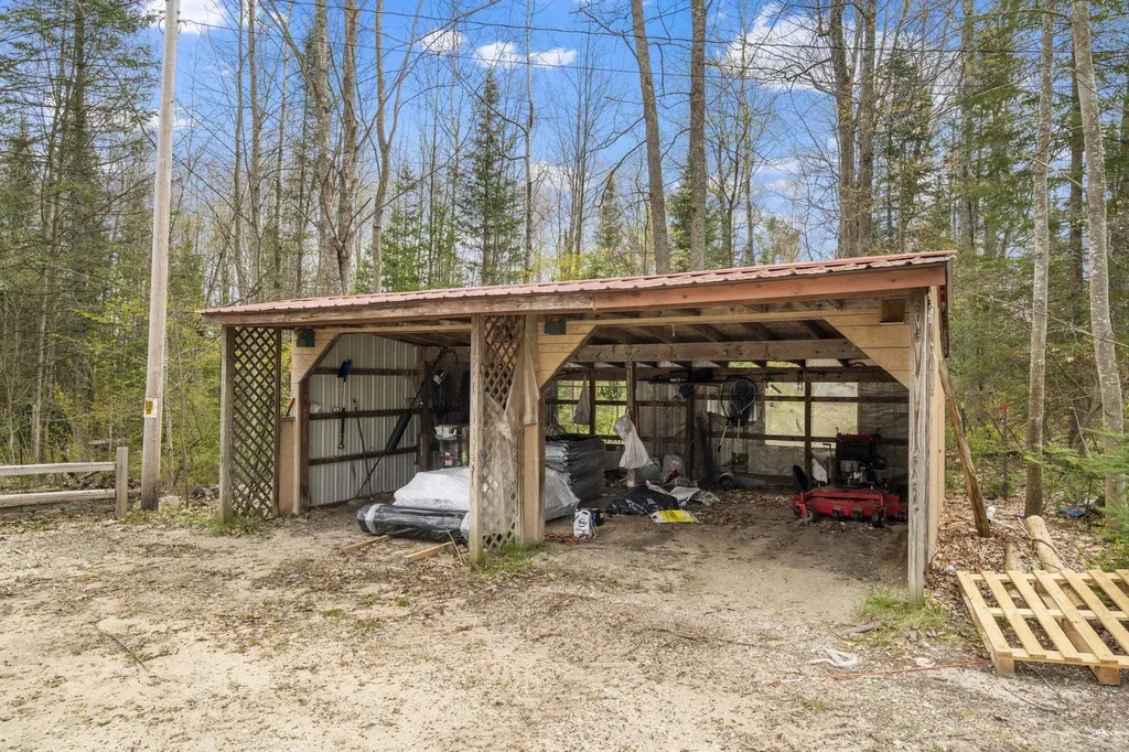 11523 M-66 Garfield Township MI 49633