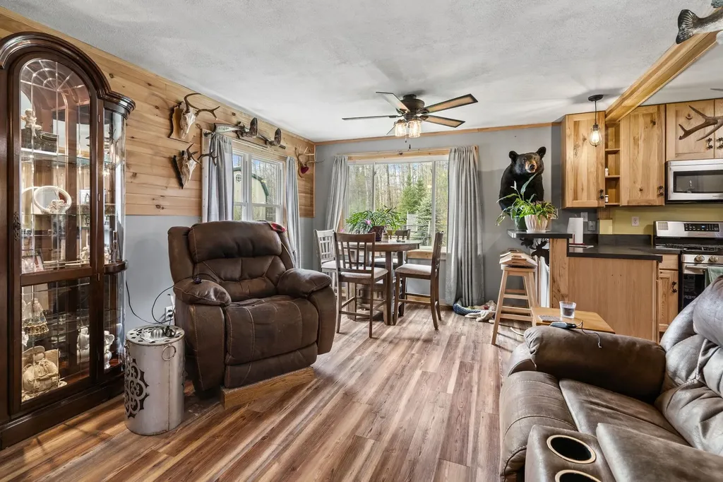 11523 M-66 Garfield Township MI 49633