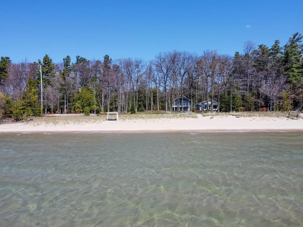 3784 S Lee Point Road Bingham Township MI 49682