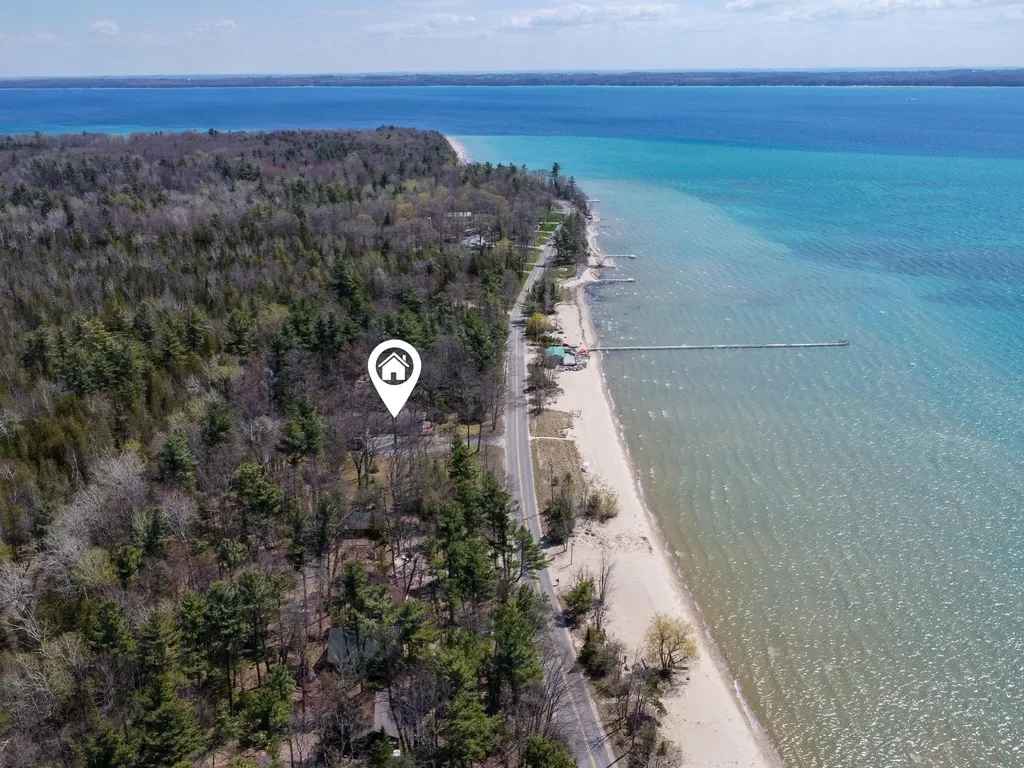 3784 S Lee Point Road Bingham Township MI 49682