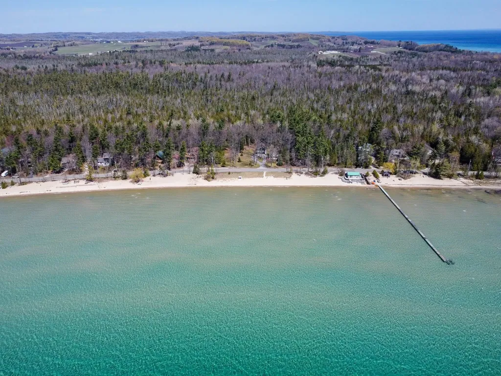 3784 S Lee Point Road Bingham Township MI 49682