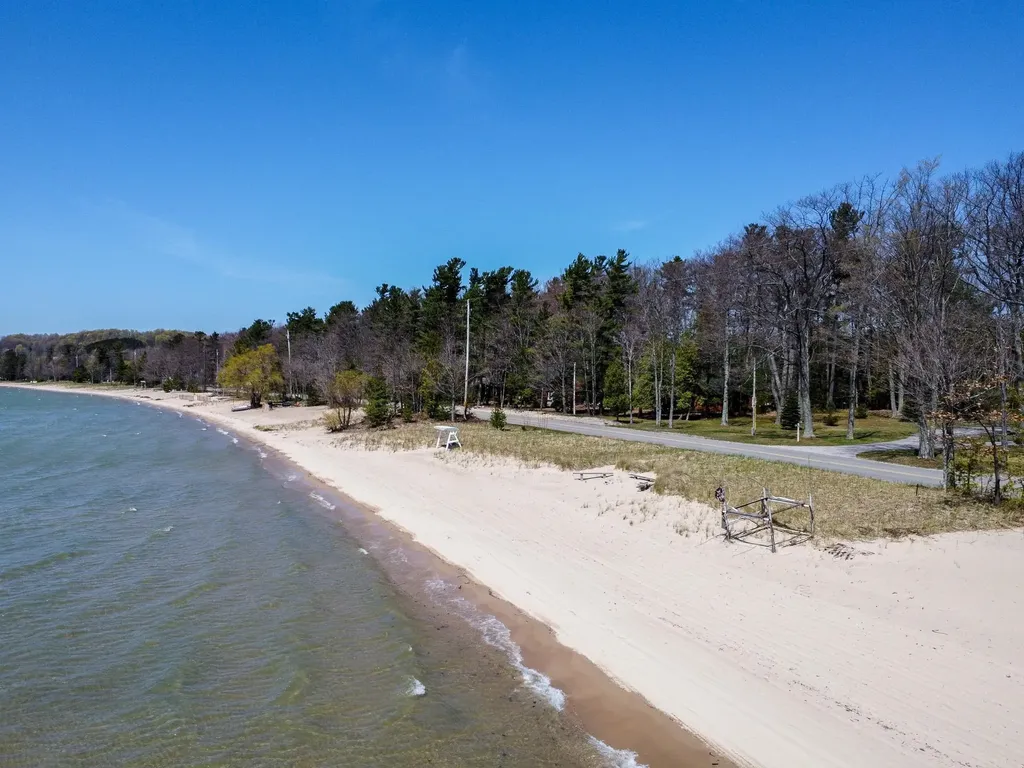 3784 S Lee Point Road Bingham Township MI 49682