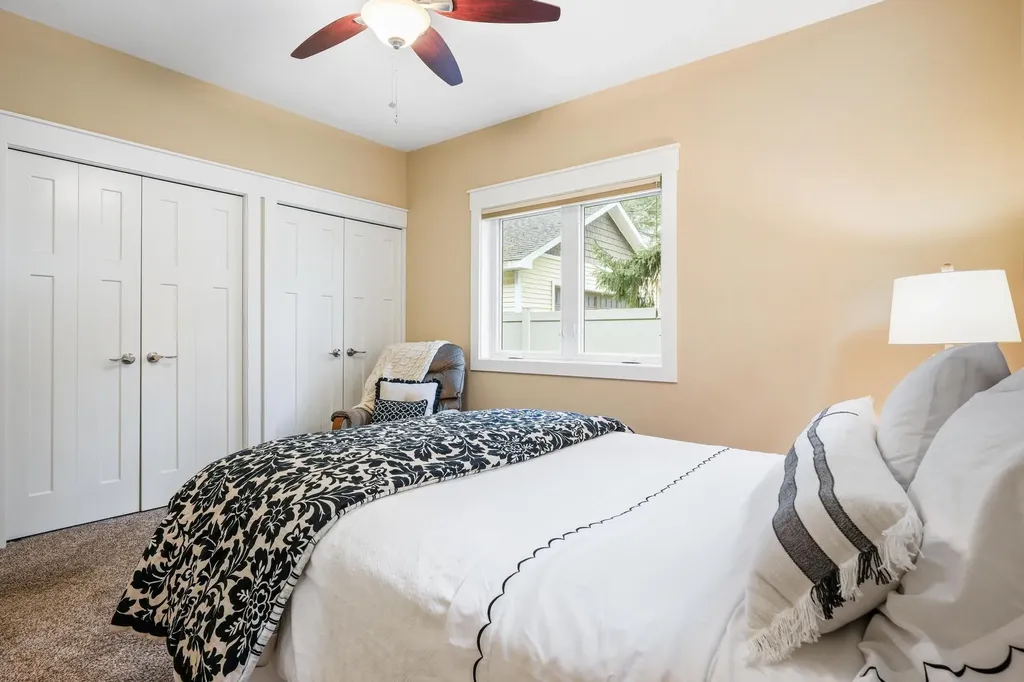 431 Munson Place Traverse City City MI 49686